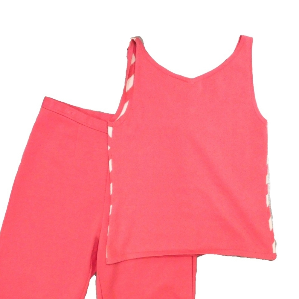MIA NOLA WMNS SZ S CORAL CAPRI & SLVLSS TOP SET - Picture 5 of 7